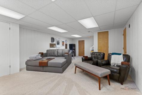 121 Pembroke Drive Lincolnshire IL 60045