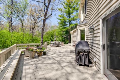 121 Pembroke Drive Lincolnshire IL 60045