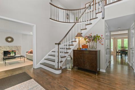 121 Pembroke Drive Lincolnshire IL 60045