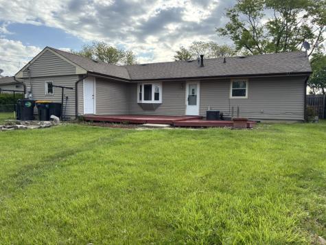 302 Ridge Circle Streamwood IL 60107