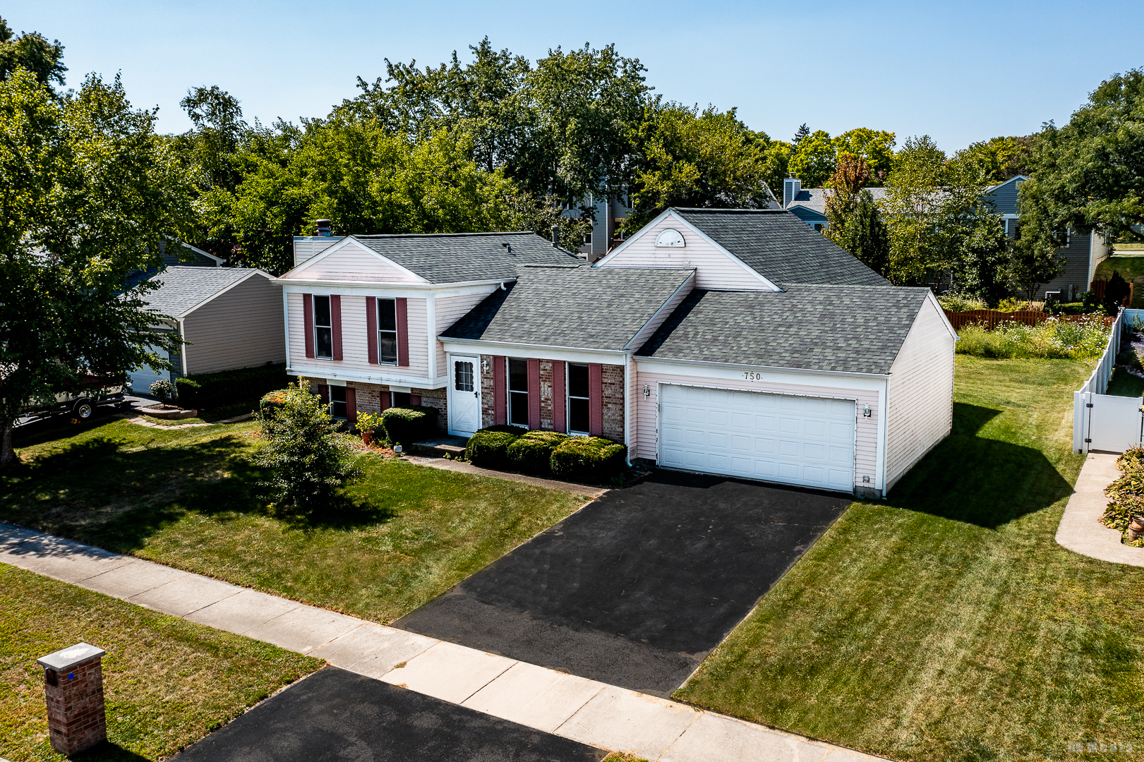750 Hemlock Lane Carol Stream IL 60188