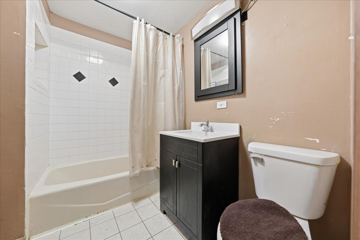 1130 South Spencer Street Aurora IL 60505