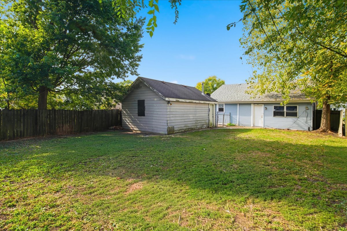 1130 South Spencer Street Aurora IL 60505