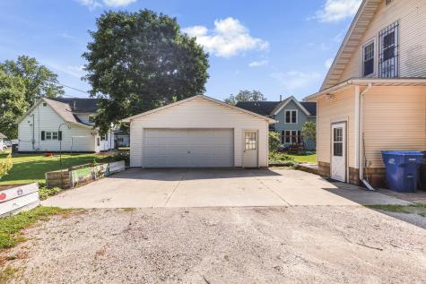 704 North Street Mazon IL 60444