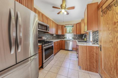 704 North Street Mazon IL 60444