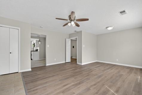 2559 Garden Court Joliet IL 60435