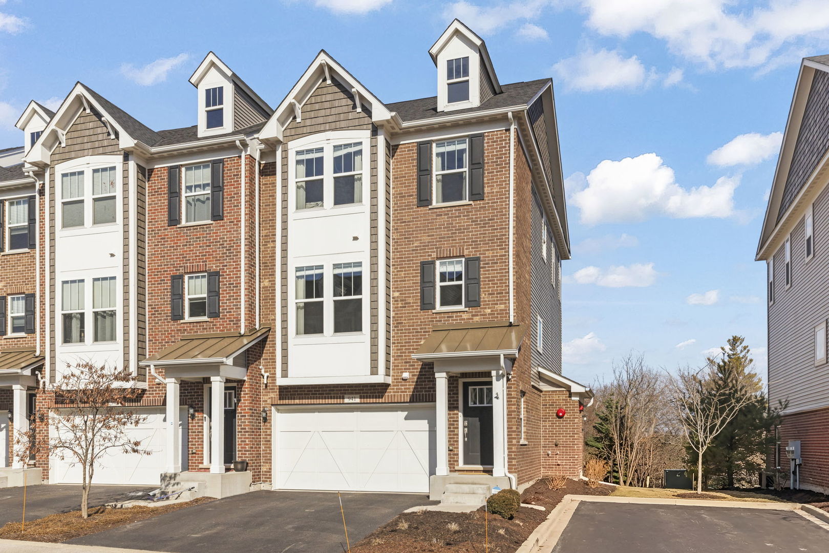 941 Coletta Circle Naperville IL 60563