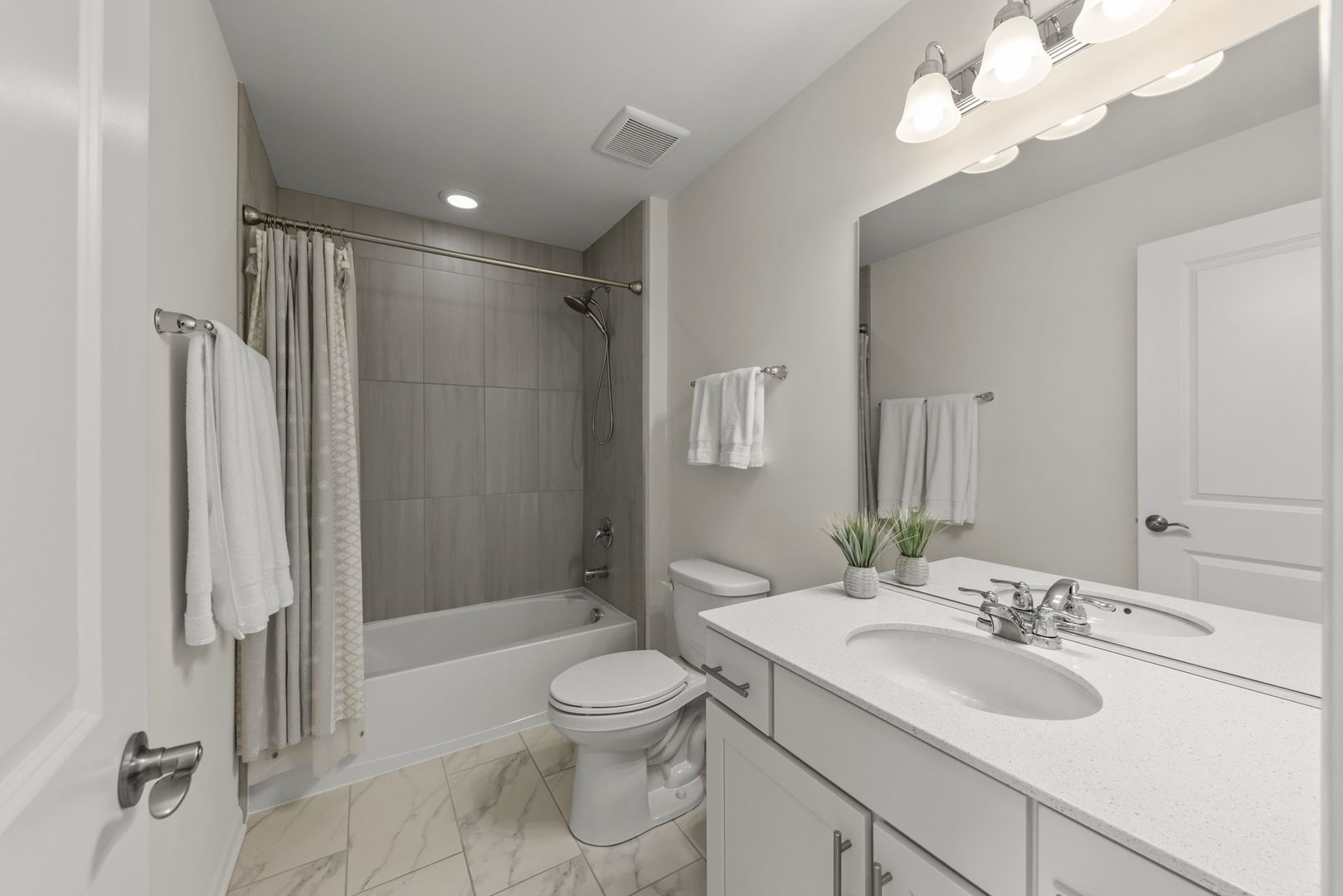 941 Coletta Circle Naperville IL 60563