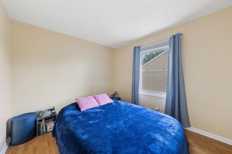 122 East Sherman Street Bartlett IL 60103