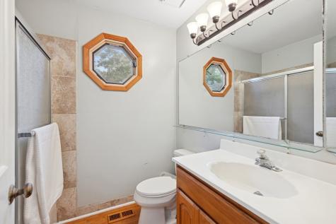 122 East Sherman Street Bartlett IL 60103