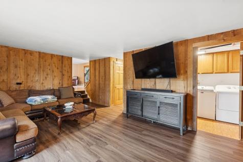 122 East Sherman Street Bartlett IL 60103