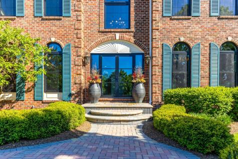 23843 North Lookout Pointe Road Lake Barrington IL 60010