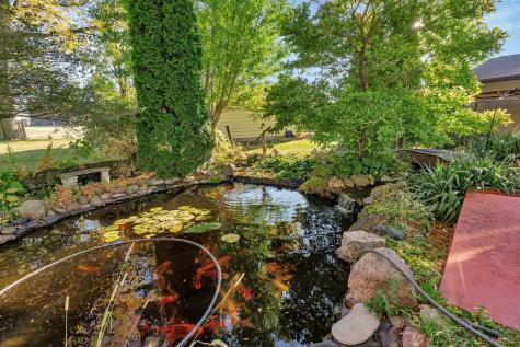 515 4TH Street Earlville IL 60518