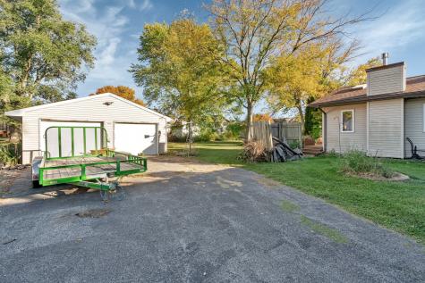 515 4TH Street Earlville IL 60518