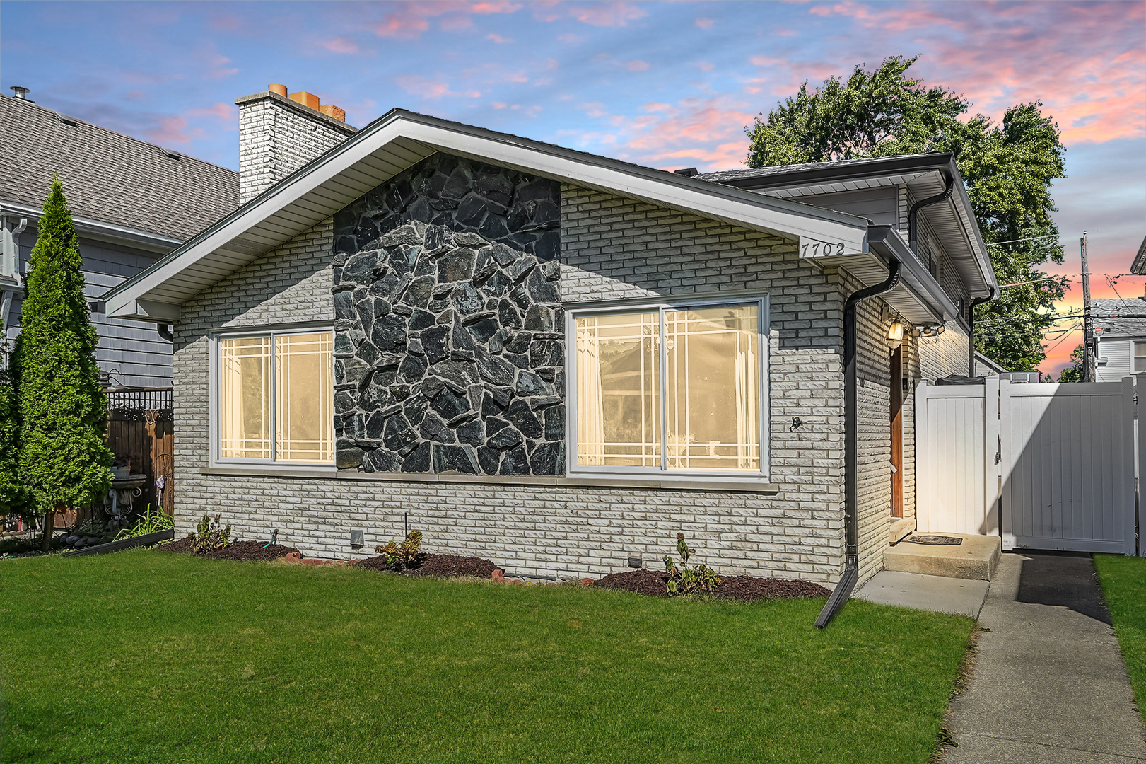 7702 West 66th Street Bedford Park IL 60501