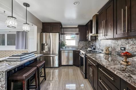 7702 West 66th Street Bedford Park IL 60501