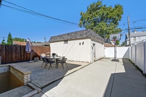 7702 West 66th Street Bedford Park IL 60501