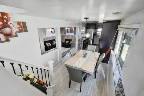 7702 West 66th Street Bedford Park IL 60501