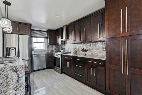 7702 West 66th Street Bedford Park IL 60501