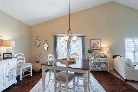 2020 Escalade Road Bloomington IL 61705