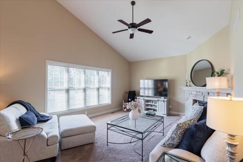 2020 Escalade Road Bloomington IL 61705