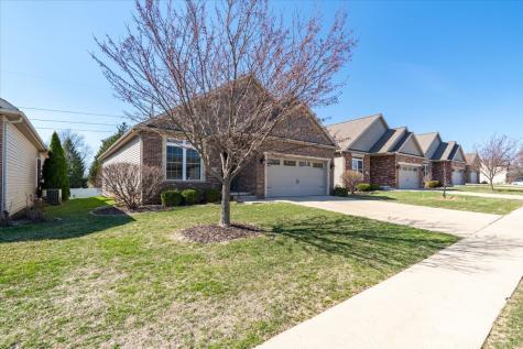 2020 Escalade Road Bloomington IL 61705
