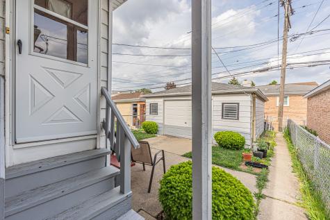 5119 North Oriole Avenue Harwood Heights IL 60706