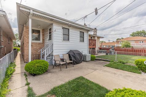 5119 North Oriole Avenue Harwood Heights IL 60706