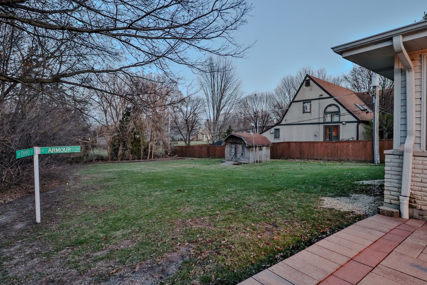 7N240 West End Road Roselle IL 60172