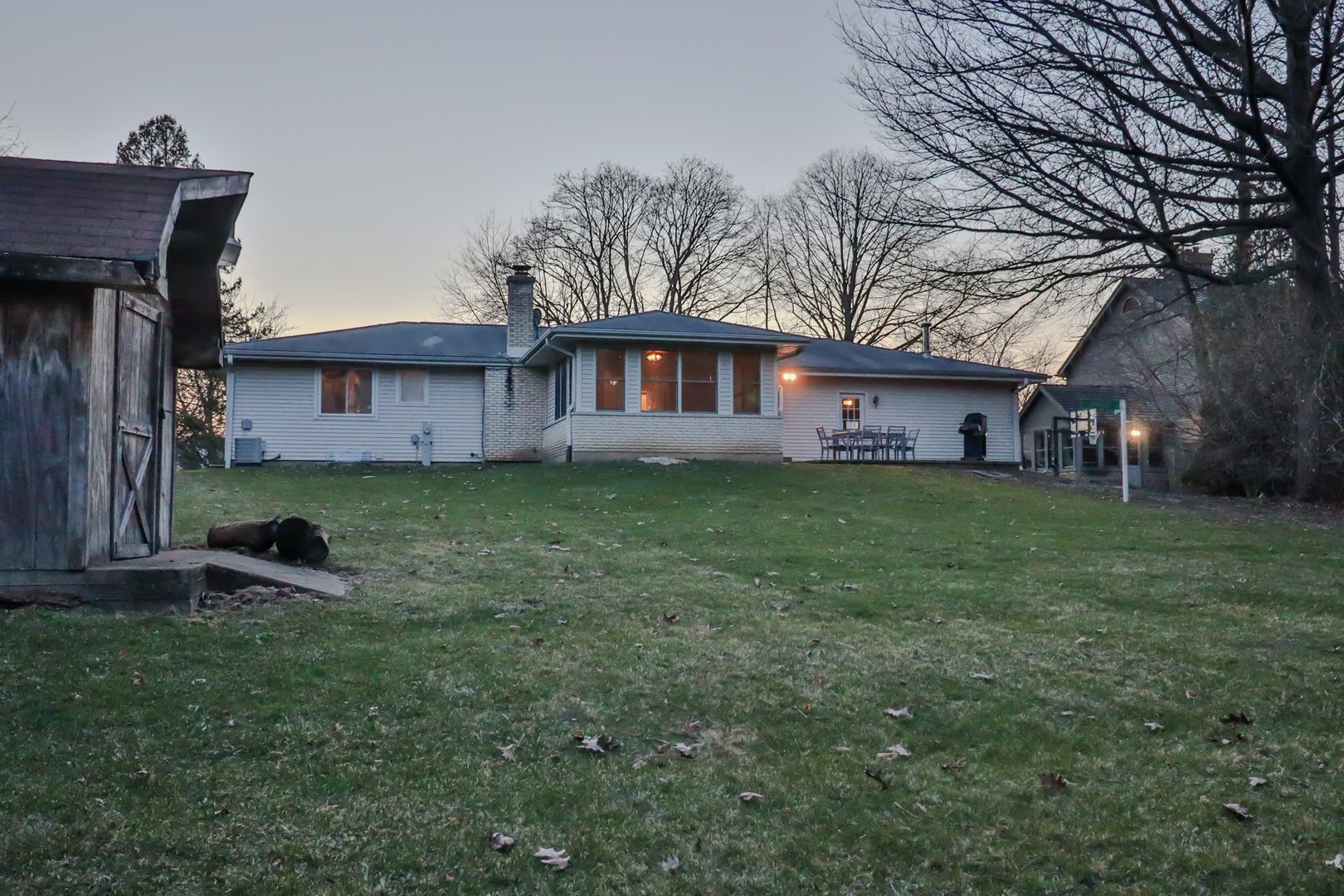 7N240 West End Road Roselle IL 60172