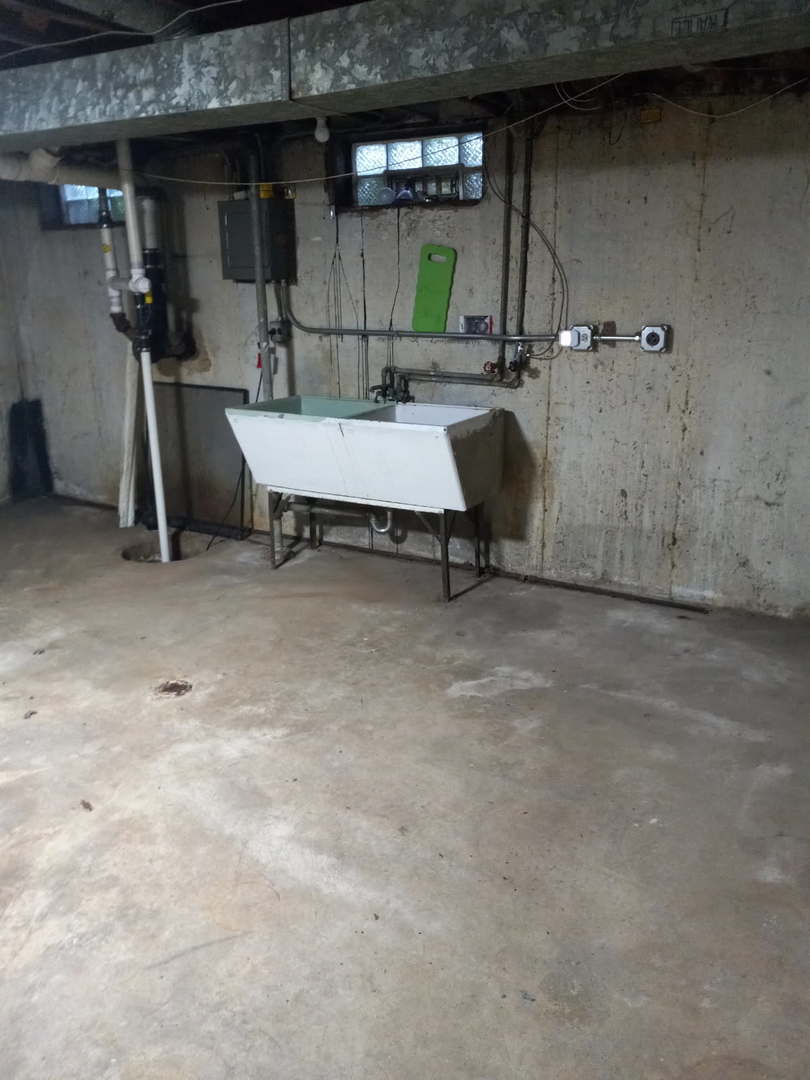 9556 South Colfax Avenue Chicago IL 60617