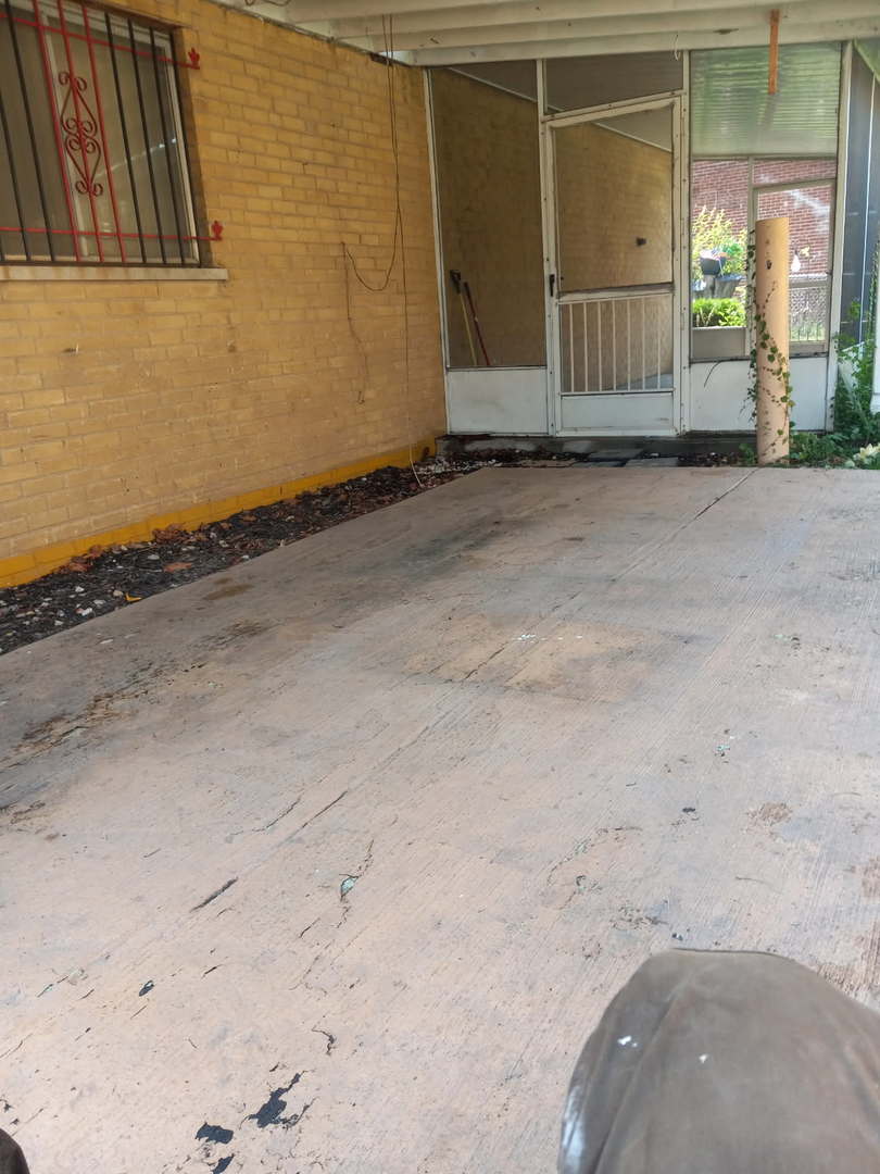 9556 South Colfax Avenue Chicago IL 60617