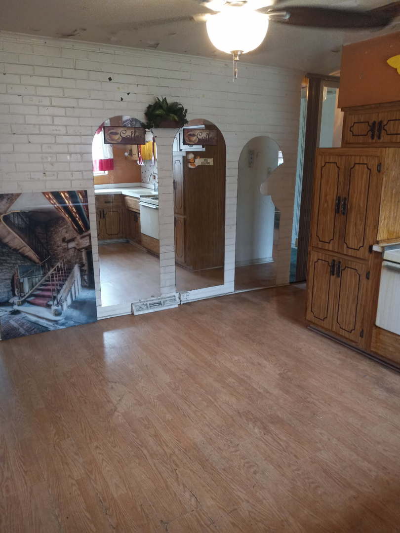 9556 South Colfax Avenue Chicago IL 60617