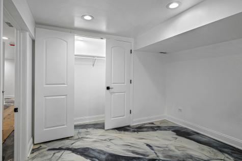 6845 South Saint Lawrence Avenue Chicago IL 60637