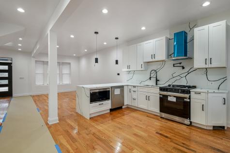 6845 South Saint Lawrence Avenue Chicago IL 60637