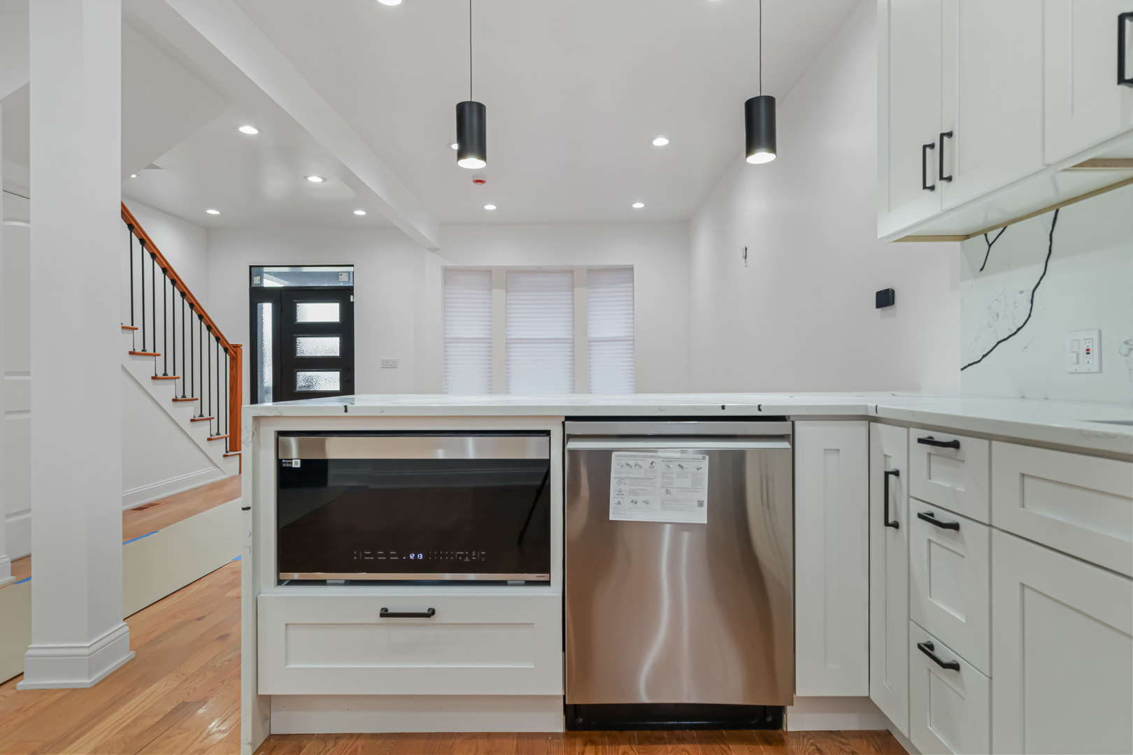 6845 South Saint Lawrence Avenue Chicago IL 60637