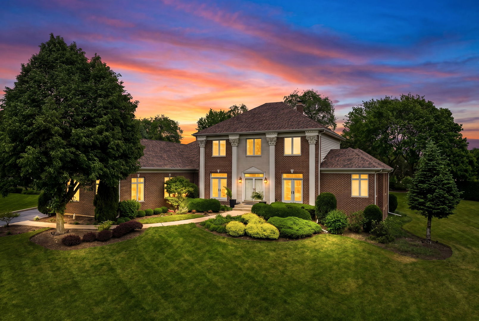 10N767 Newport Court Elgin IL 60124
