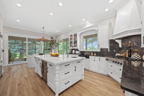 10N767 Newport Court Elgin IL 60124