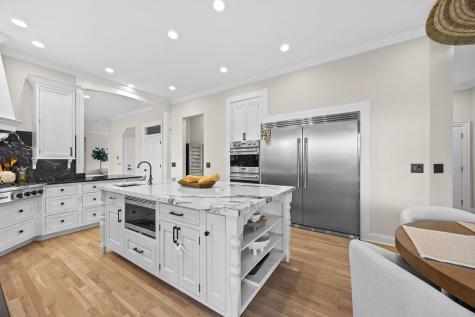 10N767 Newport Court Elgin IL 60124