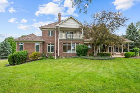 10N767 Newport Court Elgin IL 60124