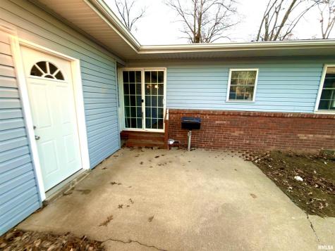 274 Oaktree Ave Avenue Salem IL 62881
