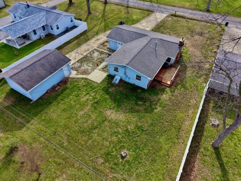 274 Oaktree Ave Avenue Salem IL 62881