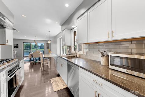1245 Biscayne Drive Elk Grove Village IL 60007