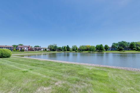 1245 Biscayne Drive Elk Grove Village IL 60007