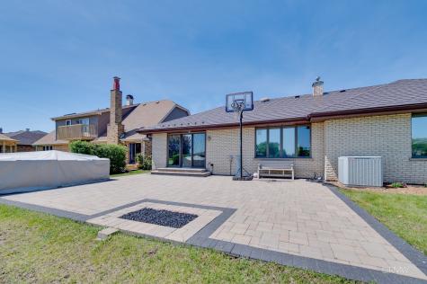 1245 Biscayne Drive Elk Grove Village IL 60007