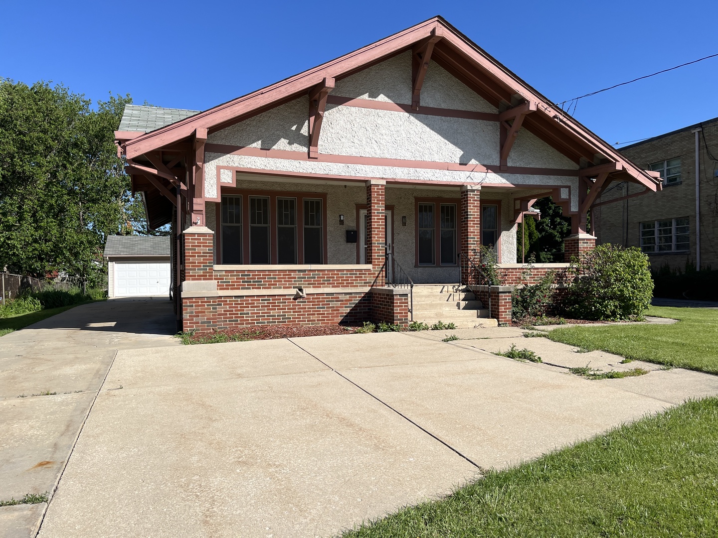 315 South Lake Street Aurora IL 60506