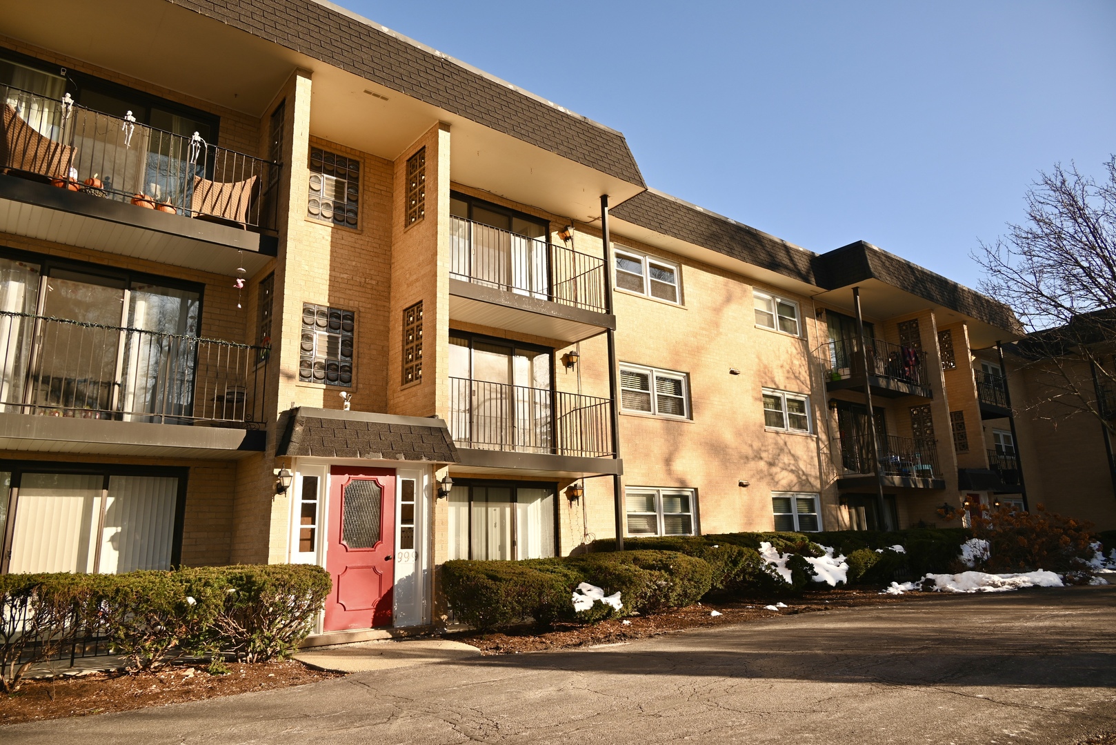 999 South Euclid Avenue Elmhurst IL 60126