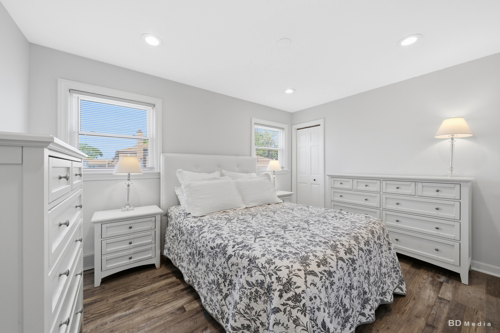 10546 South Drake Avenue Chicago IL 60655