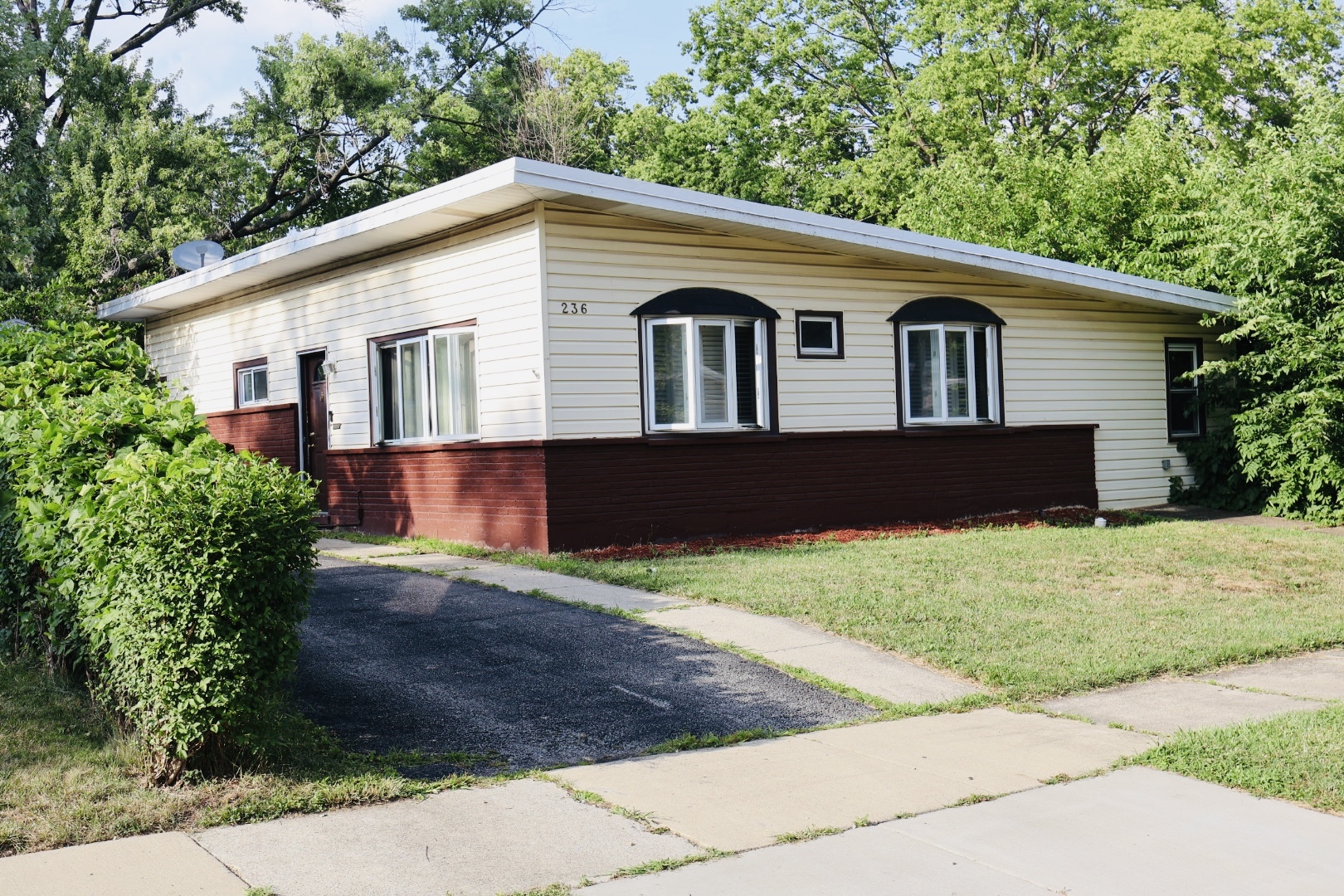 236 Tampa Street Park Forest IL 60466