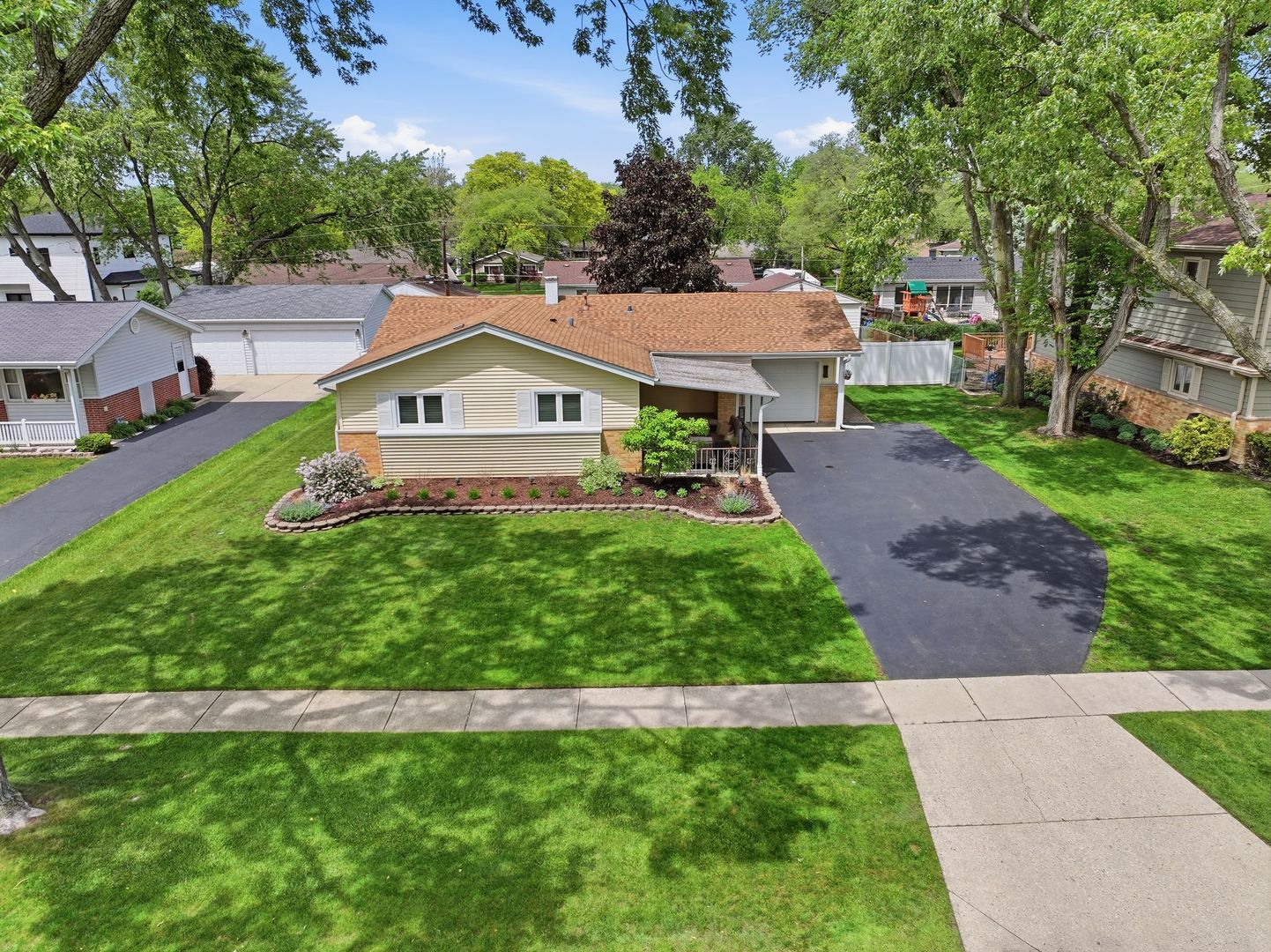 540 Milan Lane Hoffman Estates IL 60169